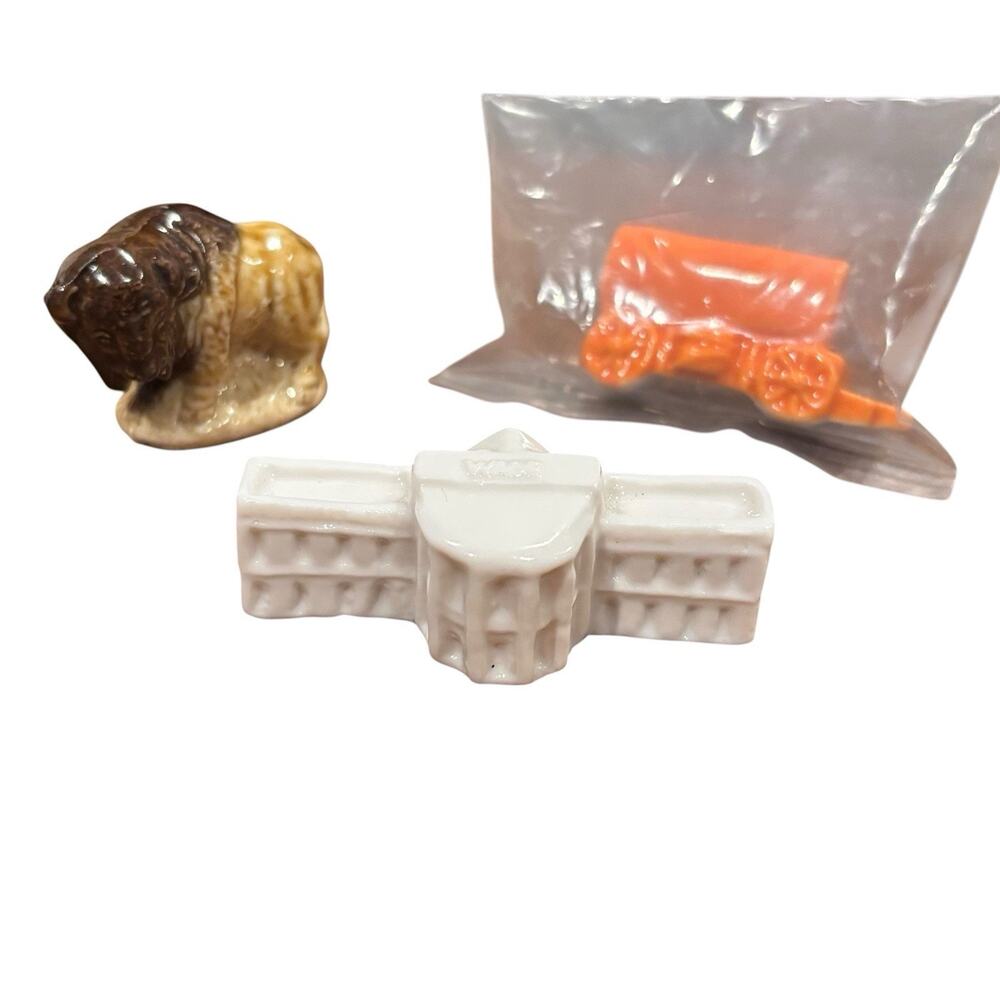 Wade Whimsies American Heritage Series Lot of 3 White House, Stagecoach & Bison